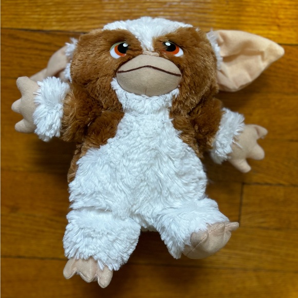 Gremlins “Gizmo” Plush by Toy Factory - Picture 3 of 7